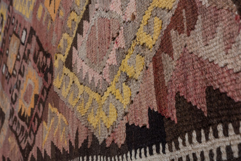 Vintage Kilim Area Rug (4' x 5')